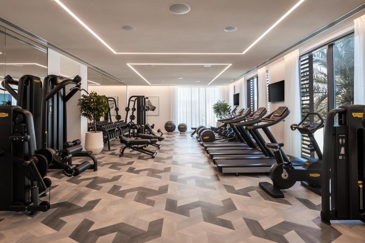 Palace Beach Resort Fujairah Eksteriør bilde The gym at The Ivy Collection, 2019